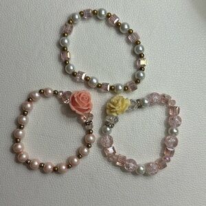 Elegant Pearl and Rose Bracelet Set